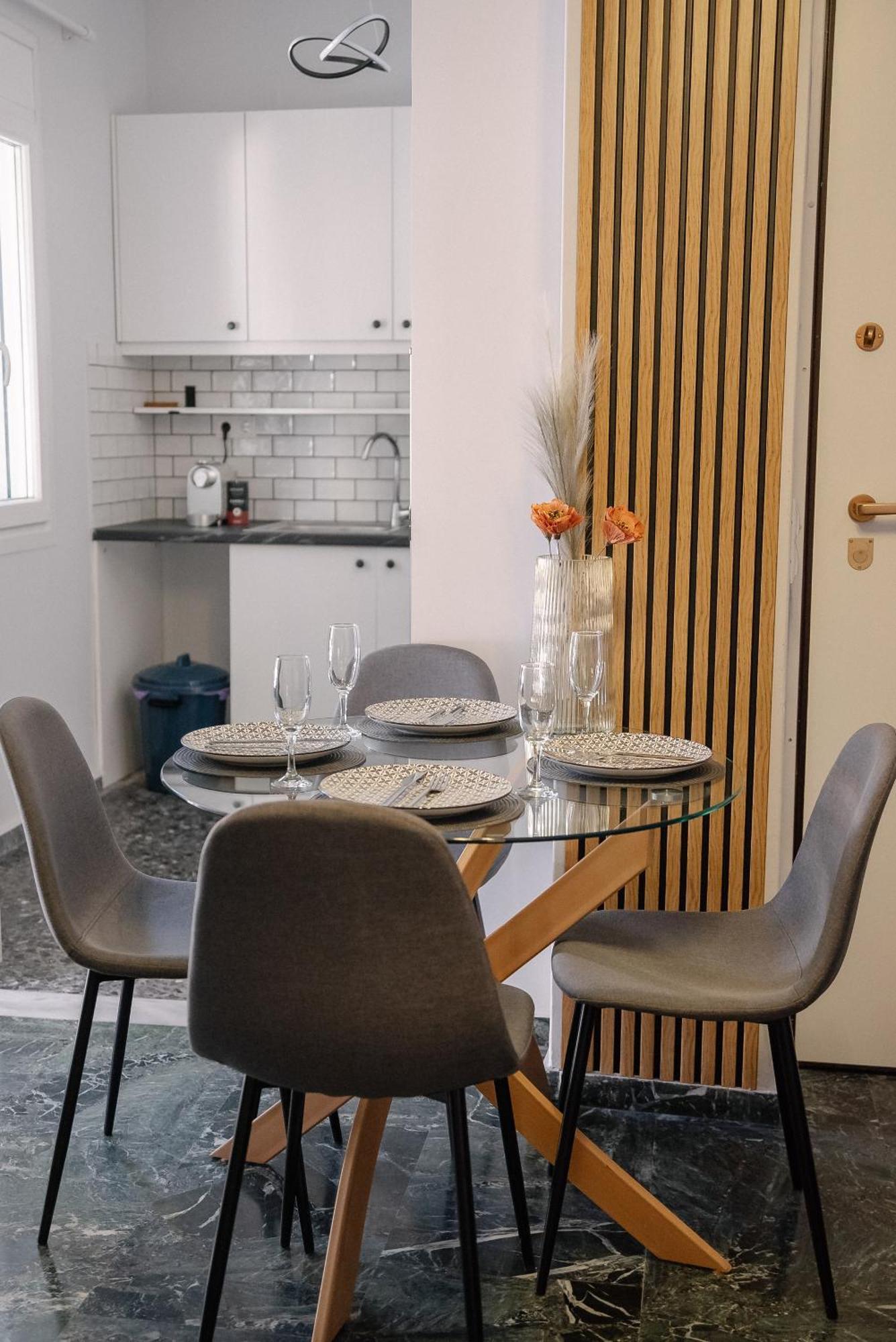 3Cs Athens Ampelokipoi Comfy Flat Ft Patio Airport Direct Day N Night Apartment Luaran gambar